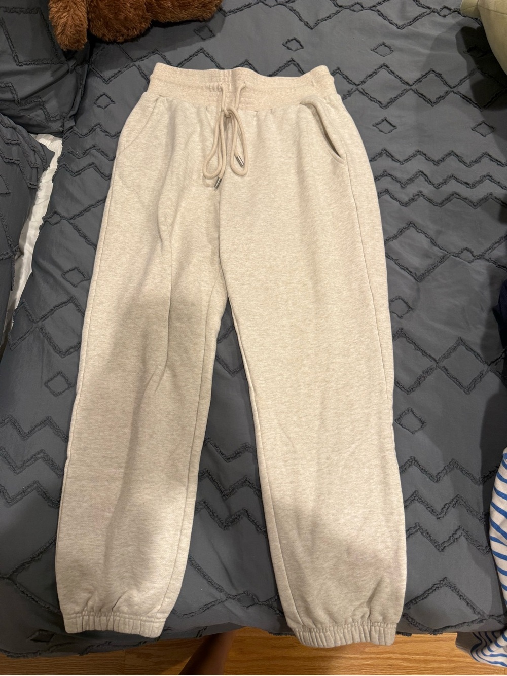Alo sweatpants